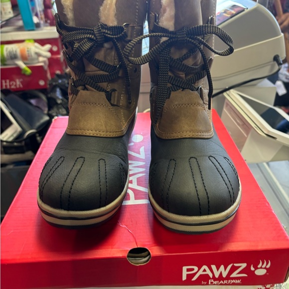 Boots - Picture 1 of 3
